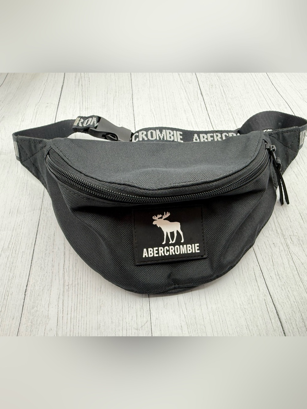 Abercrombie & Fitch Black Fanny Pack with Logo Strap